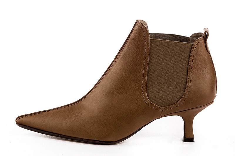 Caramel brown women's ankle boots, with elastics. Pointed toe. Medium spool heels. Profile view - Florence KOOIJMAN